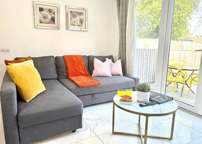 Panorama House, Luxury 2-Bedroom Apartment 2