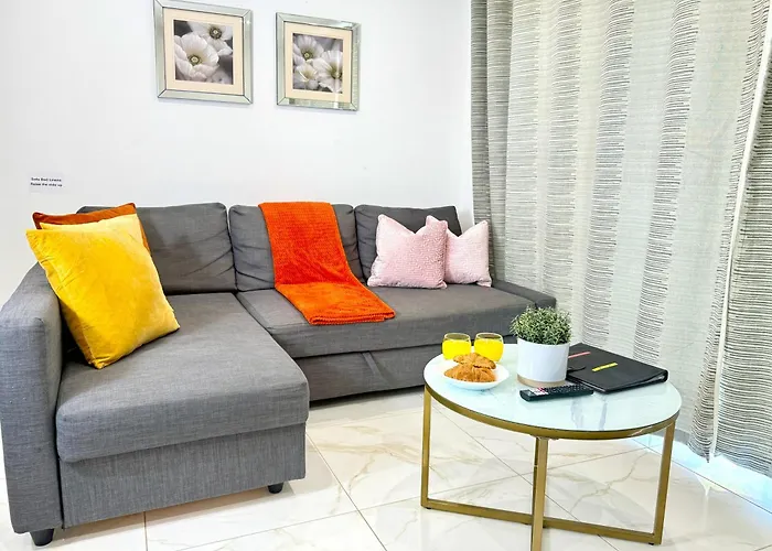Panorama House, Luxury 2-Bedroom Apartment 2